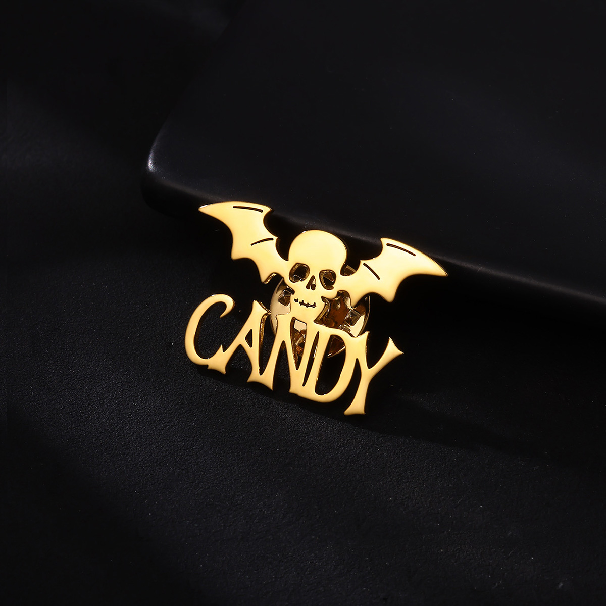Customized Name Skeleton Bat B - Women Accessories Name recension och pris